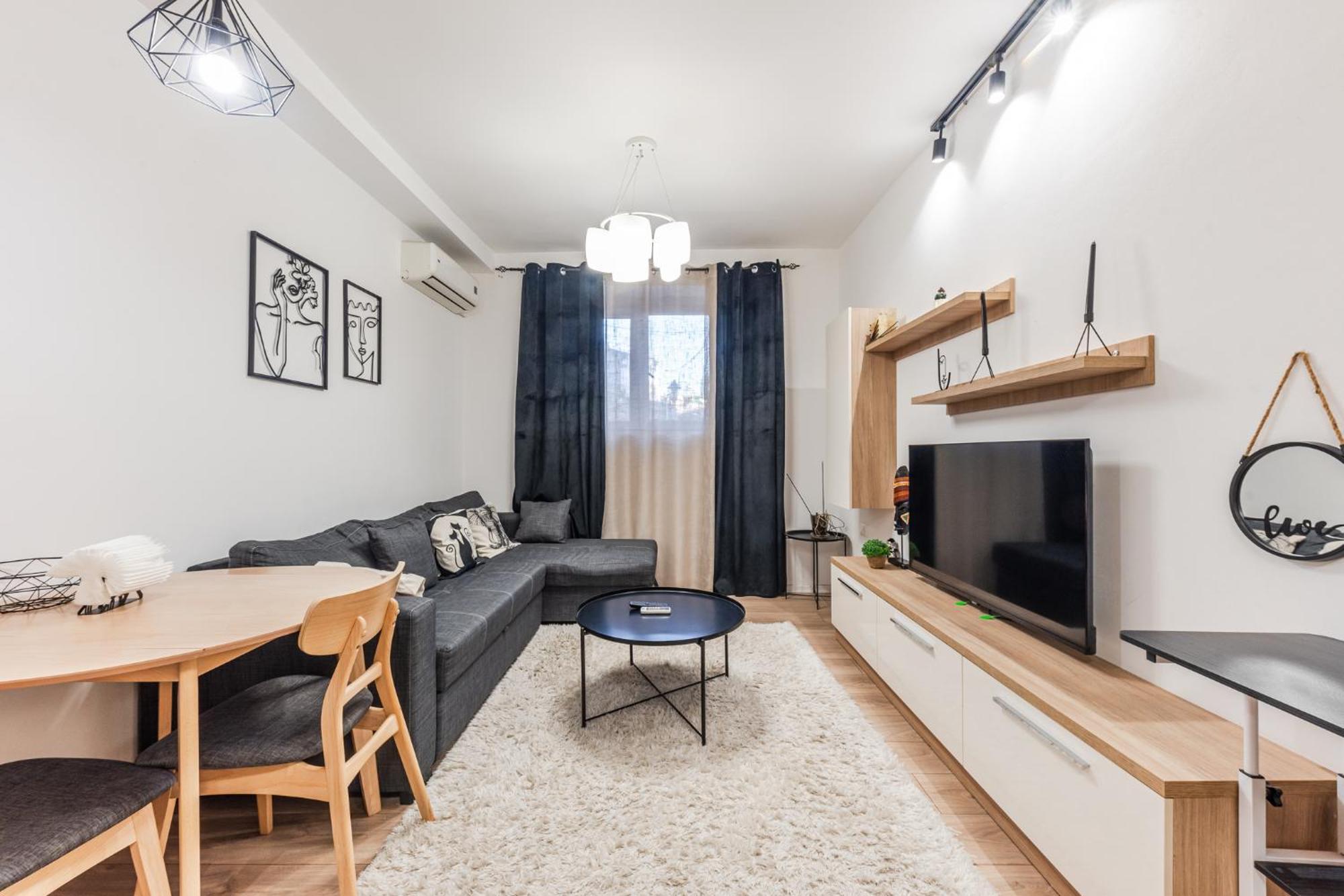 Noir Apartment By Kondo Stays Тирана Экстерьер фото